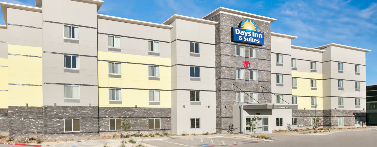 Days Inn & Suites Lubbock Medical Center